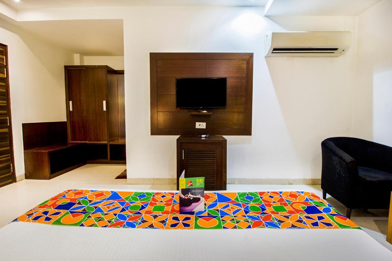 FabHotel Star Delhi Airport Neu-Delhi Exterior foto