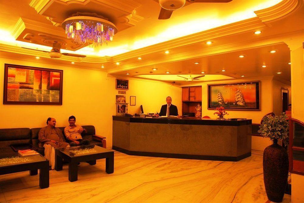 FabHotel Star Delhi Airport Neu-Delhi Exterior foto