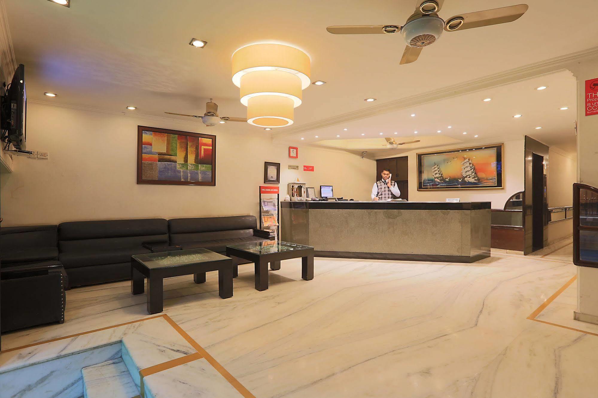FabHotel Star Delhi Airport Neu-Delhi Exterior foto